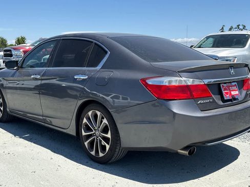 Used 2013 Honda Accord Sport image 7