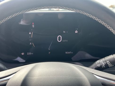 Certified 2024 Buick Encore GX Avenir image 46