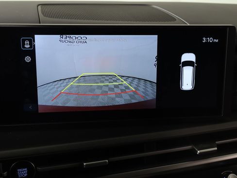 Used 2025 Hyundai Santa Fe SEL image 6