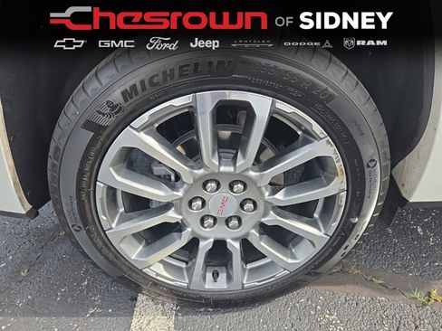 Used 2023 GMC Acadia Denali w/ Denali Ultimate Package AWD/4WD image 19
