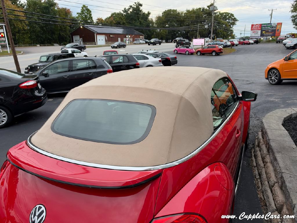 Used 2013 Volkswagen Beetle 2.0T FWD image 16