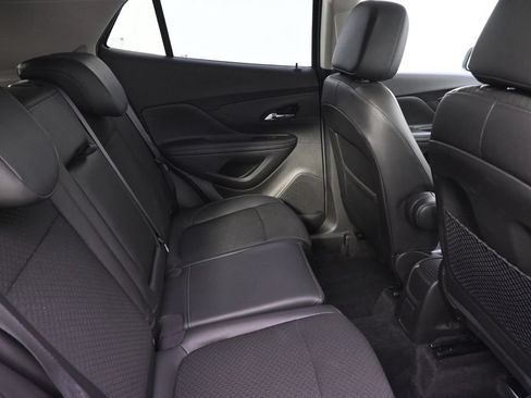 Used 2018 Buick Encore Preferred AWD/4WD image 18