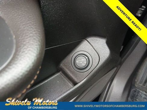 Used 2020 GMC Terrain SLE w/ Driver Convenience Package AWD/4WD image 31
