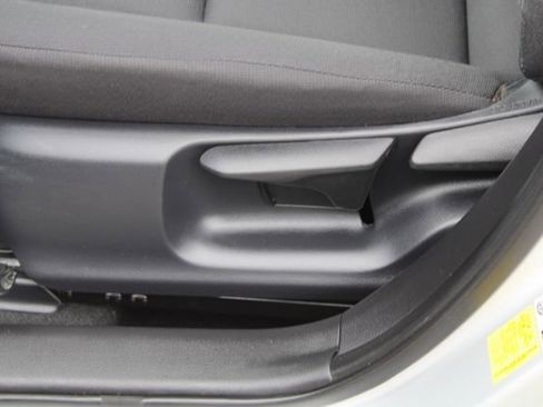 Used 2024 Toyota Corolla LE FWD image 27