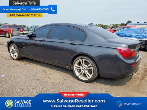 Used 2013 BMW 740Li RWD image 3