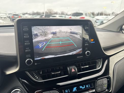 Used 2020 Toyota C-HR Limited image 14