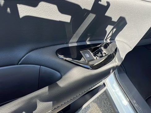 New 2025 Nissan Murano SL image 15