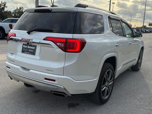 Used 2018 GMC Acadia Denali w/ Technology Package image 4