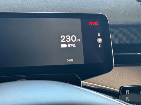 New 2025 Volvo EX90 Plus image 27