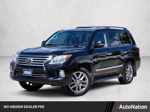 Used 2013 Lexus LX 570 4WD w/ Luxury Pkg w/Pre-crash image 1