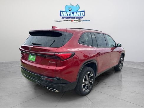 Used 2025 Buick Enclave Sport Touring w/ Power Package FWD image 5