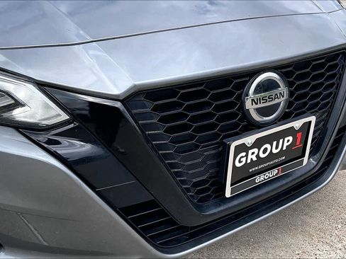 Used 2022 Nissan Altima 2.5 SR w/ Midnight Edition Package FWD image 27
