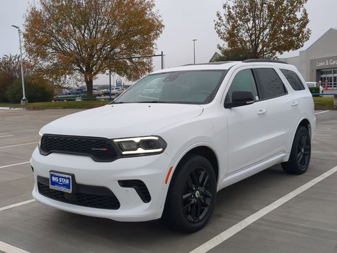 Used 2025 Dodge Durango GT image 8
