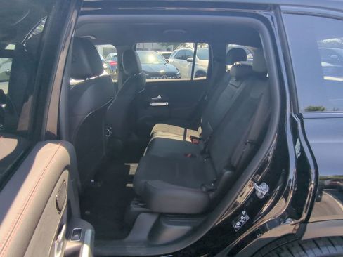 Certified 2024 Mercedes-Benz EQB 300 4MATIC image 5