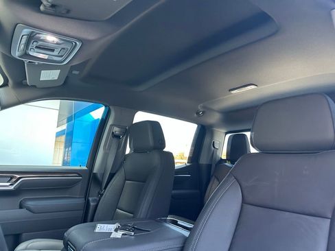 New 2026 Chevrolet Silverado 1500 LT w/ Z71 Off-Road Package image 13