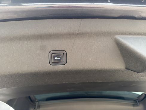 Used 2022 Chevrolet Tahoe RST w/ Luxury Package image 25