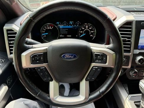Used 2019 Ford F150 Platinum w/ Equipment Group 701A Luxury AWD/4WD image 11