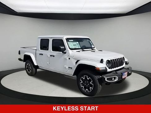 New 2026 Jeep Gladiator Sport AWD/4WD image 2