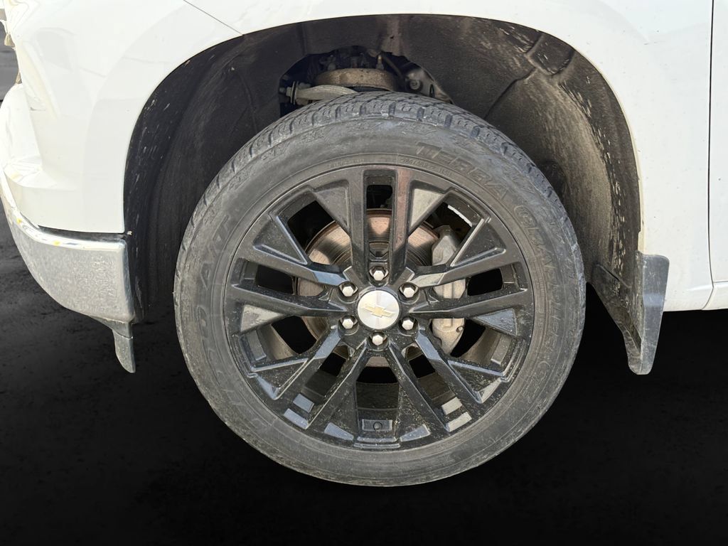 Used 2023 Chevrolet Silverado 1500 LT w/ Work Truck Package AWD/4WD image 13