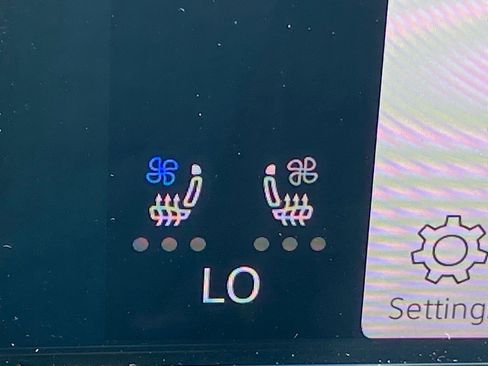 Certified 2024 Volkswagen GTI SE w/ SE Leather Seats Package image 18