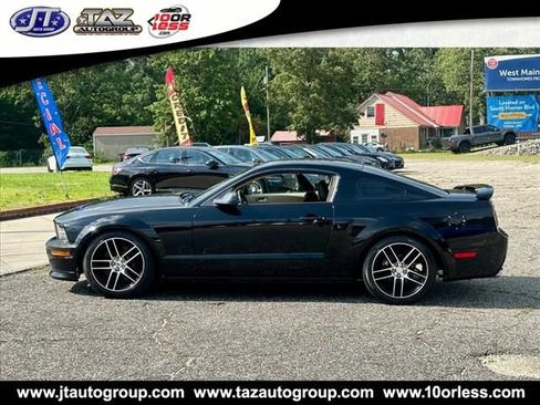 Used 2007 Ford Mustang GT Premium RWD image 4
