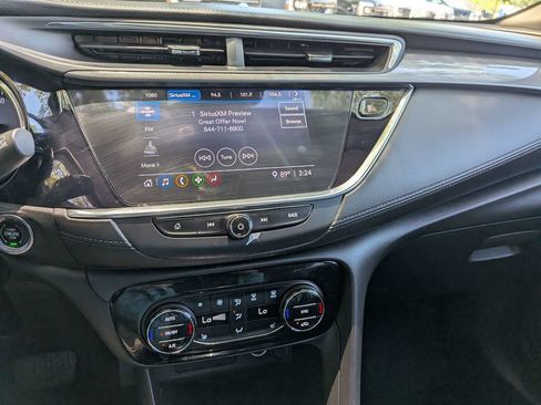 Used 2022 Buick Encore GX Select FWD image 32
