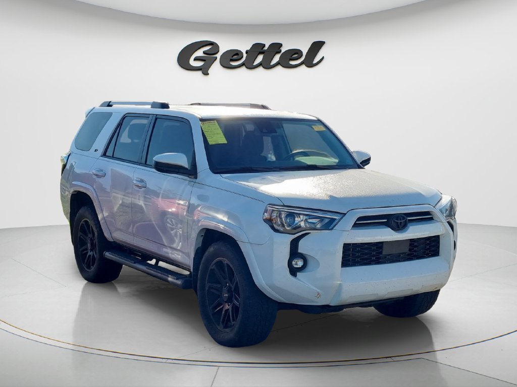 Used 2022 Toyota 4Runner SR5 RWD image 3