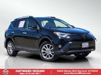 Used 2018 Toyota RAV4 Limited image 1