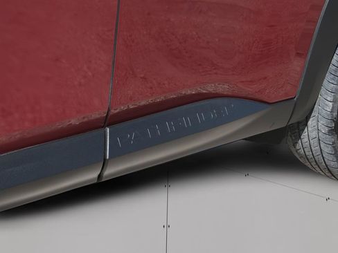 Used 2023 Nissan Pathfinder SV image 39