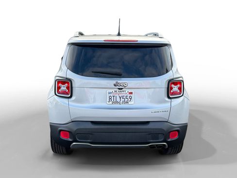 Used 2016 Jeep Renegade Limited image 4