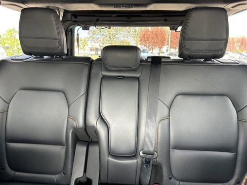 Used 2024 Ford Bronco Badlands AWD/4WD image 13