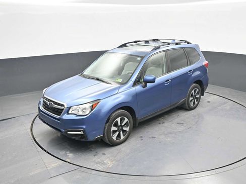 Used 2018 Subaru Forester 2.5i Premium w/ All-Weather Package image 26