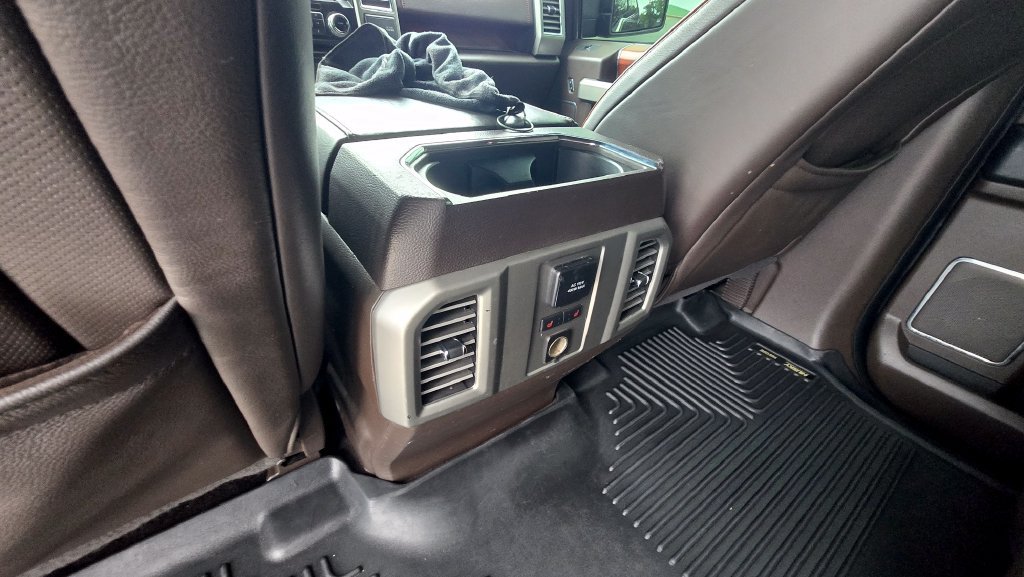 Used 2016 Ford F150 King Ranch w/ Equipment Group 601A Luxury AWD/4WD image 15