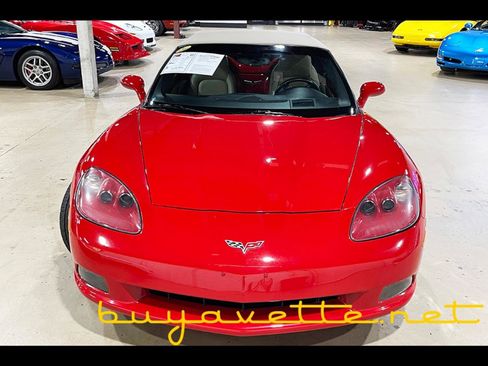 Used 2008 Chevrolet Corvette Convertible w/ Preferred Equipment Group RWD image 6