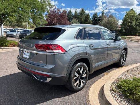 Used 2022 Volkswagen Atlas Cross Sport SE AWD/4WD image 6