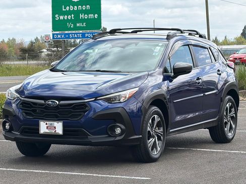 Used 2025 Subaru Crosstrek 2.0i Premium w/ Crosstrek Mirror Package image 8