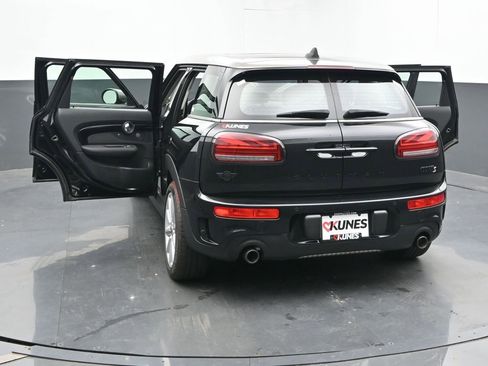 Used 2023 MINI Cooper Clubman S w/ Premium Package image 83