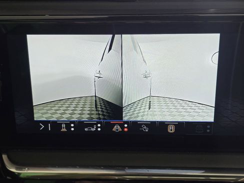 Used 2024 GMC Sierra 2500 Denali Ultimate image 53