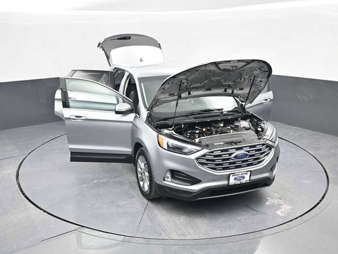 Used 2024 Ford Edge Titanium image 43