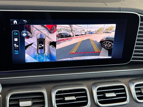 Certified 2026 Mercedes-Benz GLS 450 4MATIC image 20