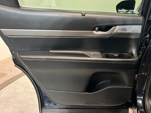 Used 2024 Hyundai Palisade SEL w/ Premium Package image 18