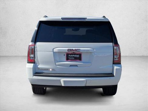 Used 2019 GMC Yukon XL SLT image 7