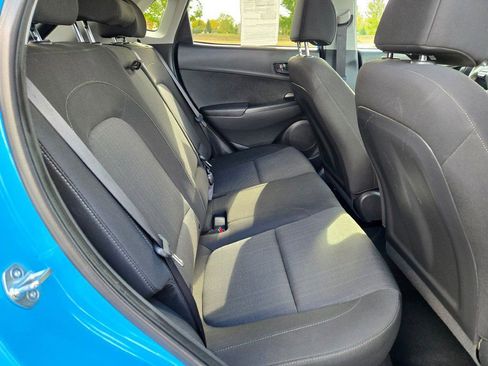 Used 2023 Hyundai Kona SEL AWD/4WD image 9