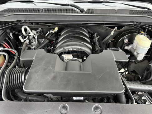 Used 2020 GMC Yukon SLE w/ SLE Value Package image 32