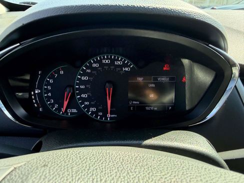 Certified 2020 Chevrolet Trax LT FWD image 24