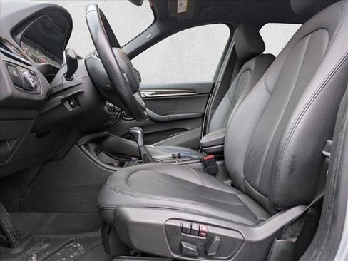 Used 2017 BMW X1 xDrive28i image 14