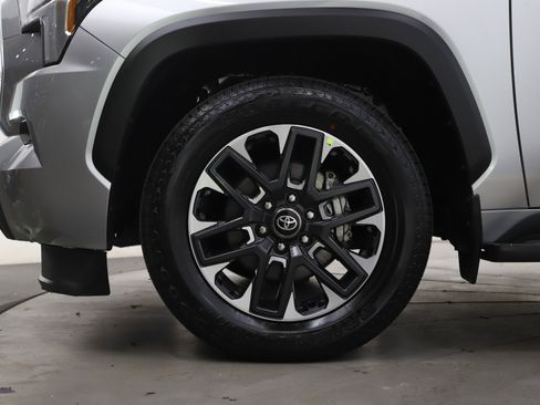 Used 2025 Toyota Sequoia SR5 w/ SR5 Premium Package AWD/4WD image 35