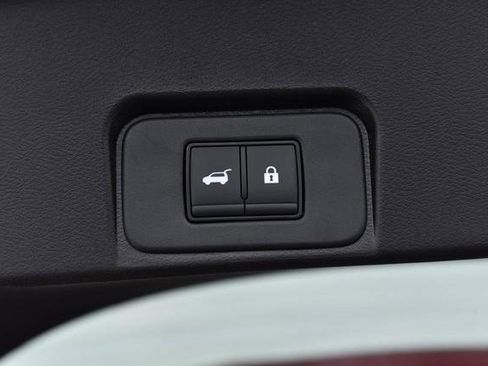 New 2026 Nissan Rogue SV image 29