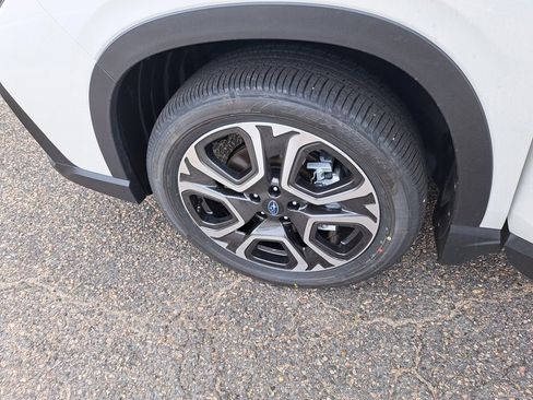 New 2026 Subaru Ascent Limited image 18