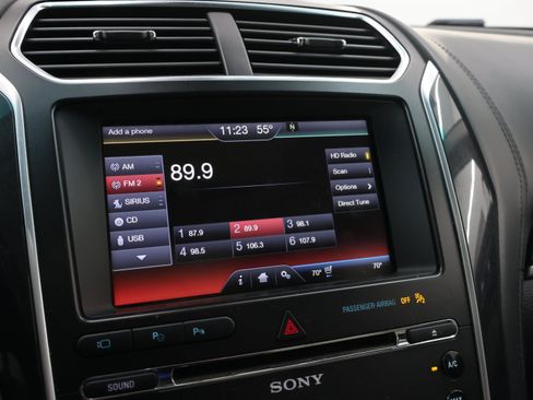 Used 2016 Ford Explorer Platinum AWD/4WD image 11